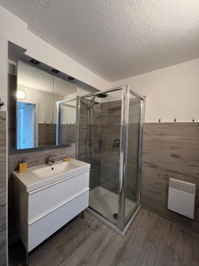 Appartement Avec Vue Mer Et Piscine テウル・シュル・メール エクステリア 写真